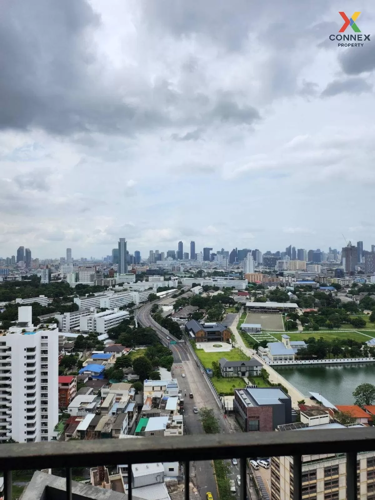 FOR RENT Condo , Siamese Ratchakru , high floor , BTS-Ari , Sam S