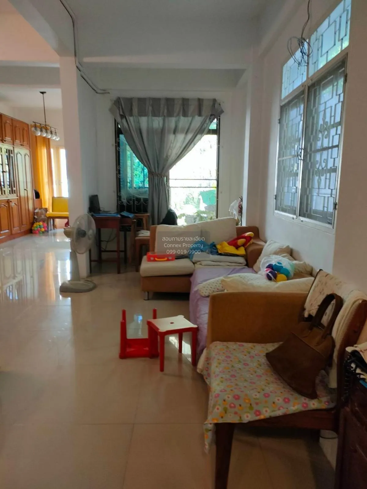 For Sale Townhouse/Townhome  , Santhat Thanee  , corner unit , Th
