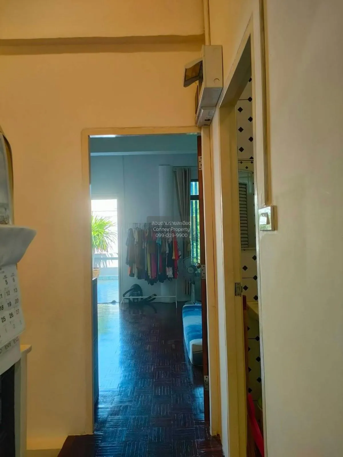 For Sale Townhouse/Townhome  , Santhat Thanee  , corner unit , Th