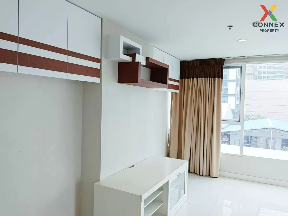 FOR RENT Condo , Sukhumvit Living Town , MRT-Phetchaburi , Khlong
