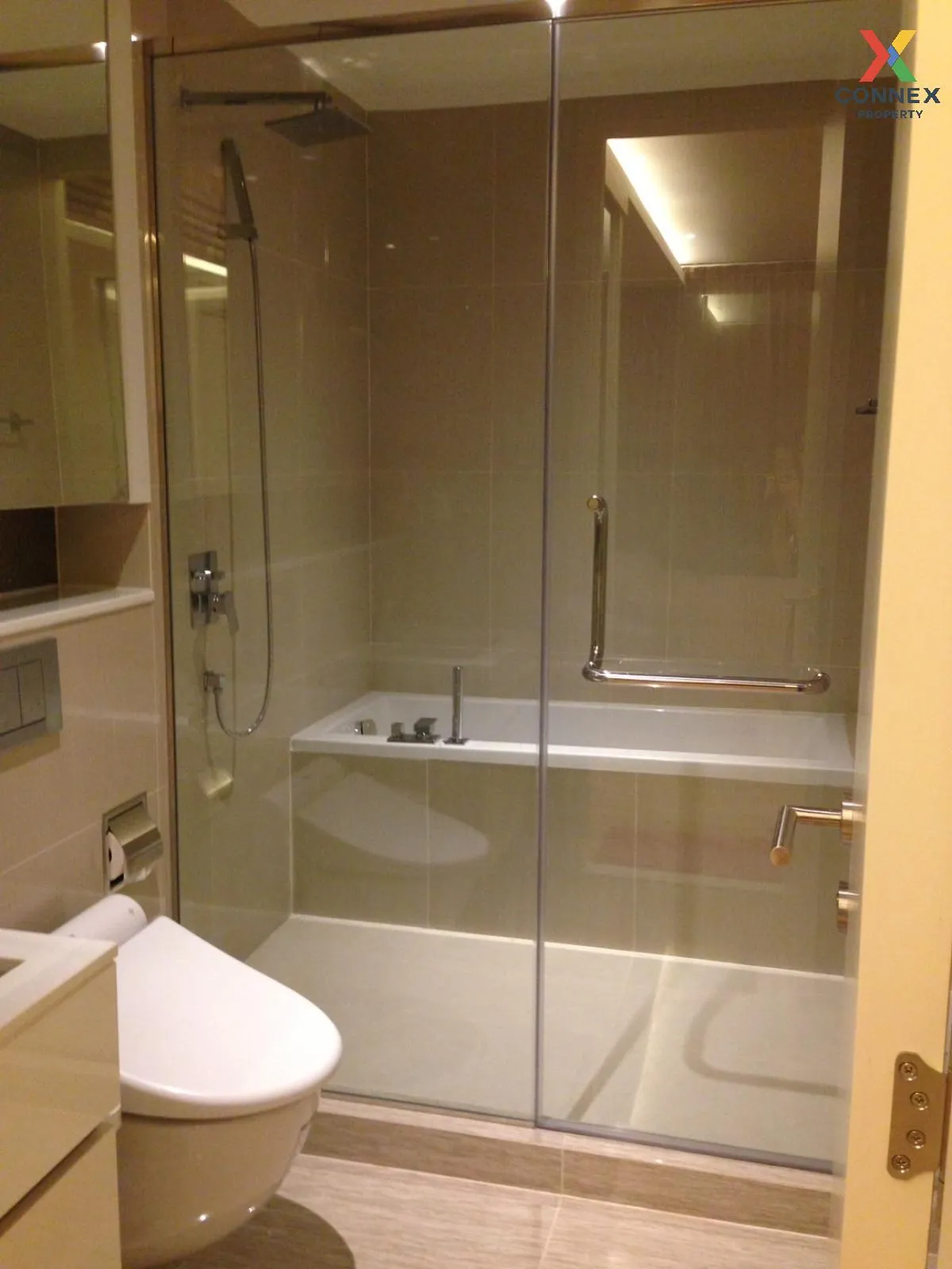 เช่าคอนโด  เอช สุขุมวิท 43 ดูเพล็กซ์ BTS-พร้อมพงษ์ คลองตันเหนือ เ