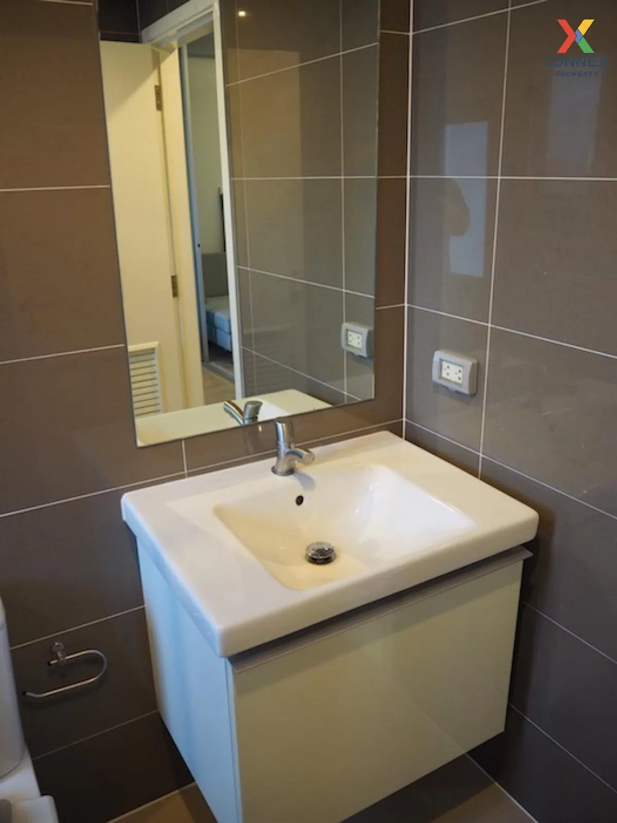 เช่าคอนโด  บริดจ์ สาทร-นราธิวาส BTS-ช่องนนทรี ช่องนนทรี เขต ยานนา