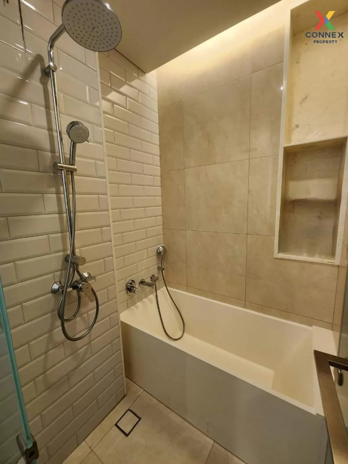 For Rent Condo , Siamese Exclusive Sukhumvit 42 , BTS-Ekkamai , P
