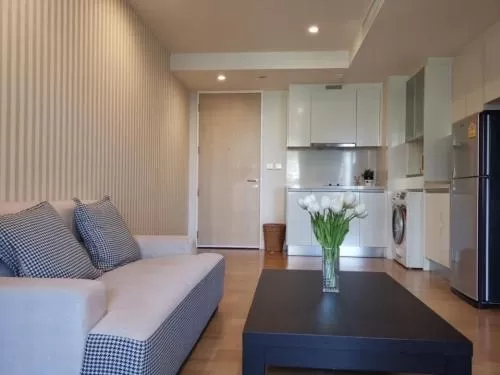 เช่าคอนโด  โคเรสซิโอ สาทร - พิพัฒน์ BTS-ช่องนนทรี สีลม เขต บางรัก กรุงเทพ CX-82858