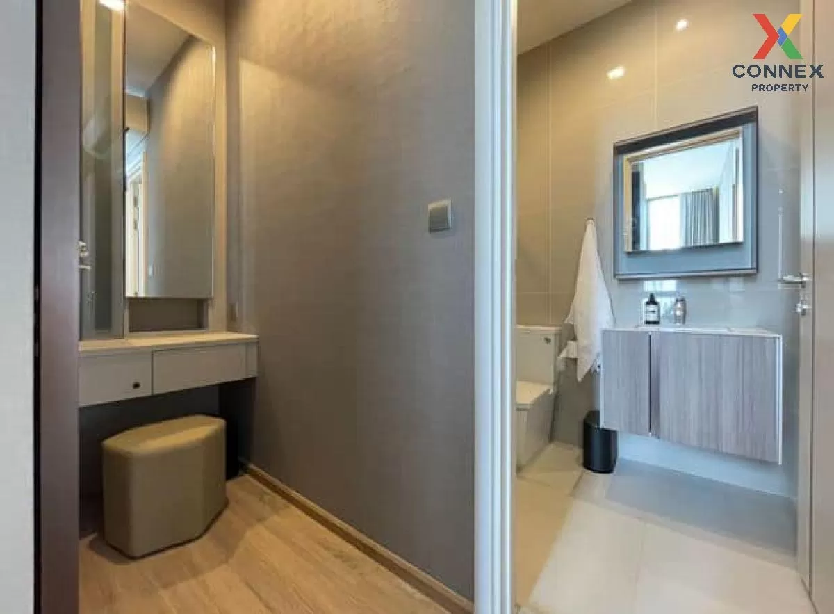 For Sale Condo , The Line Phahol - Pradipat , high floor , BTS-Sa