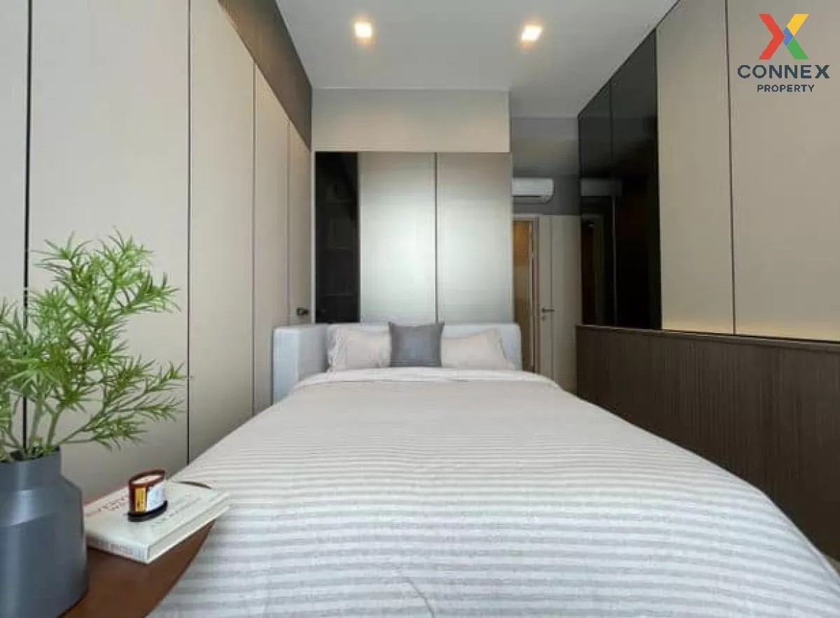 For Sale Condo , The Line Phahol - Pradipat , high floor , BTS-Sa