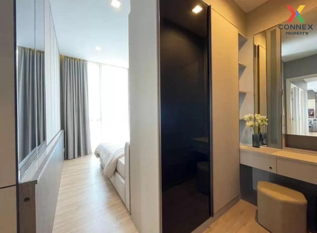 For Sale Condo , The Line Phahol - Pradipat , high floor , BTS-Sa