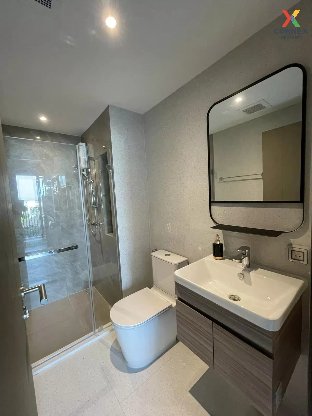 เช่าคอนโด  เดอะ ไพรเวซี่ เอส BTS-ปุณณวิถี บางจาก เขต พระโขนง กรุง