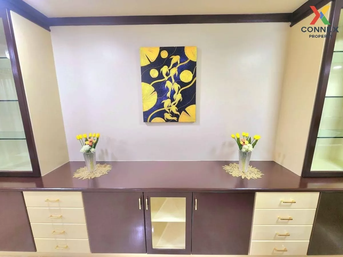 For Rent Condo , Supalai Place Sukhumvit 39 , BTS-Phrom Phong , K