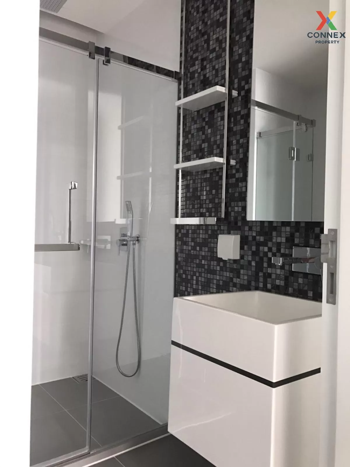 For Rent Condo , The Room Sukhumvit 69 , BTS-Phra Khanong , Phra 