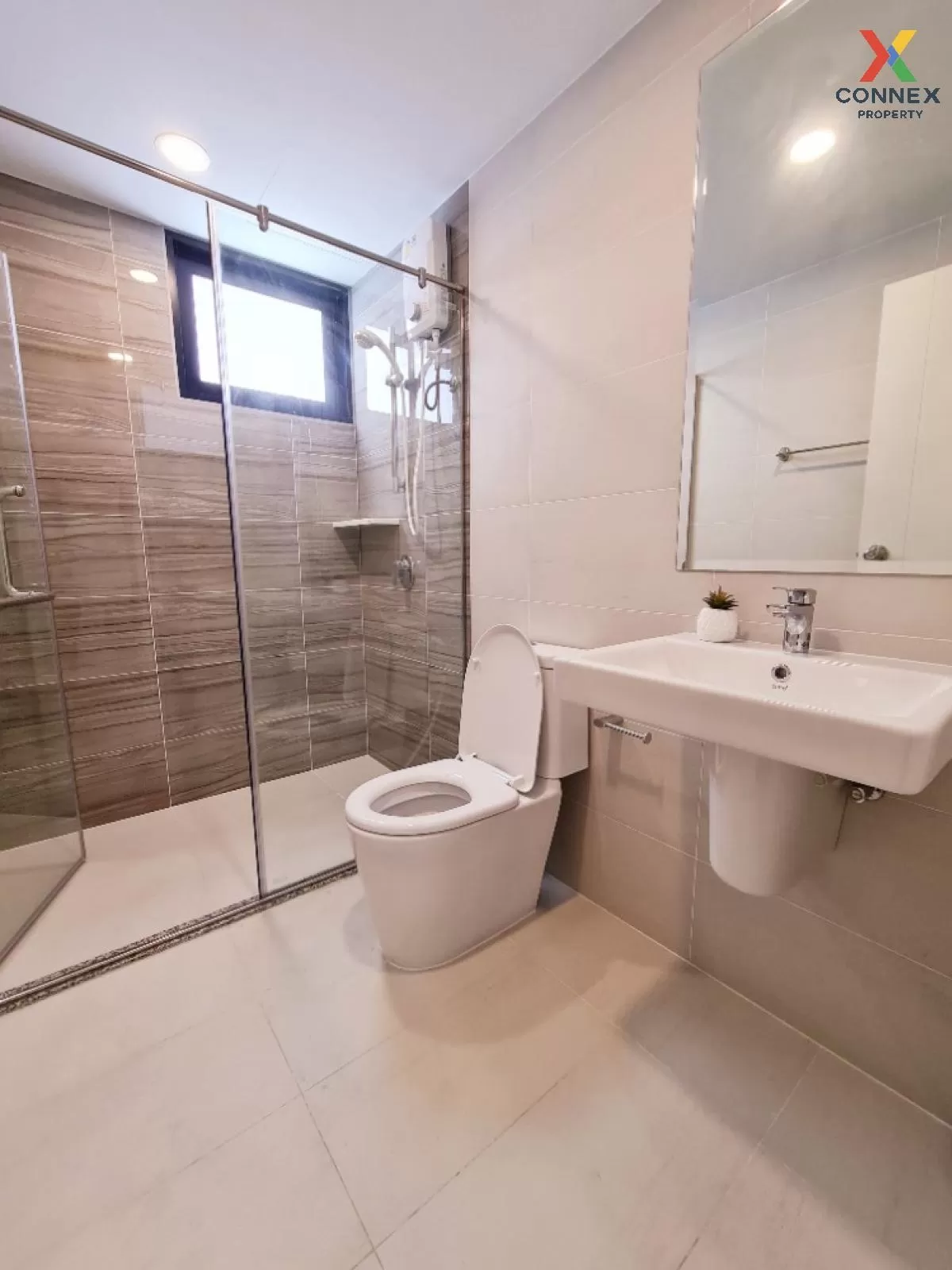 เช่าคอนโด  ศุภาลัย ลอฟท์ ประชาธิปก-วงเวียนใหญ่ BTS-วงเวียนใหญ่ สม