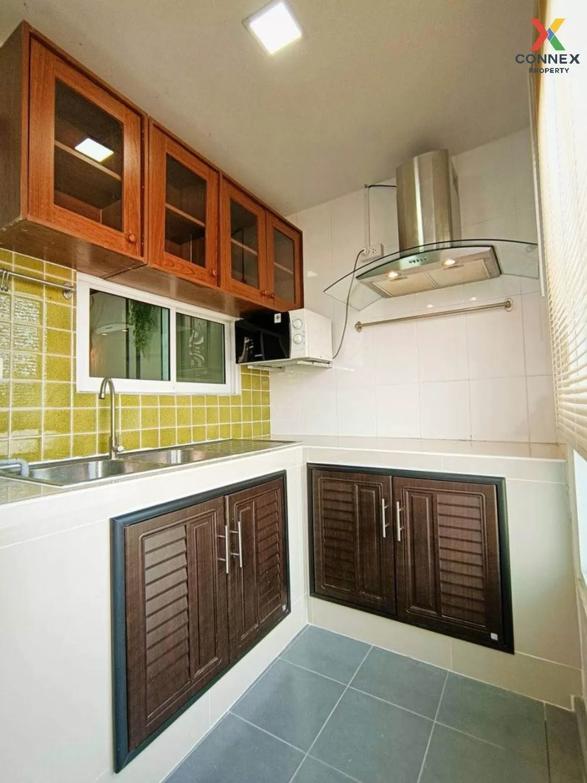 For Rent Condo , REGENT HOME 22 SUKHUMVIT 85 , newly renovated ,  4