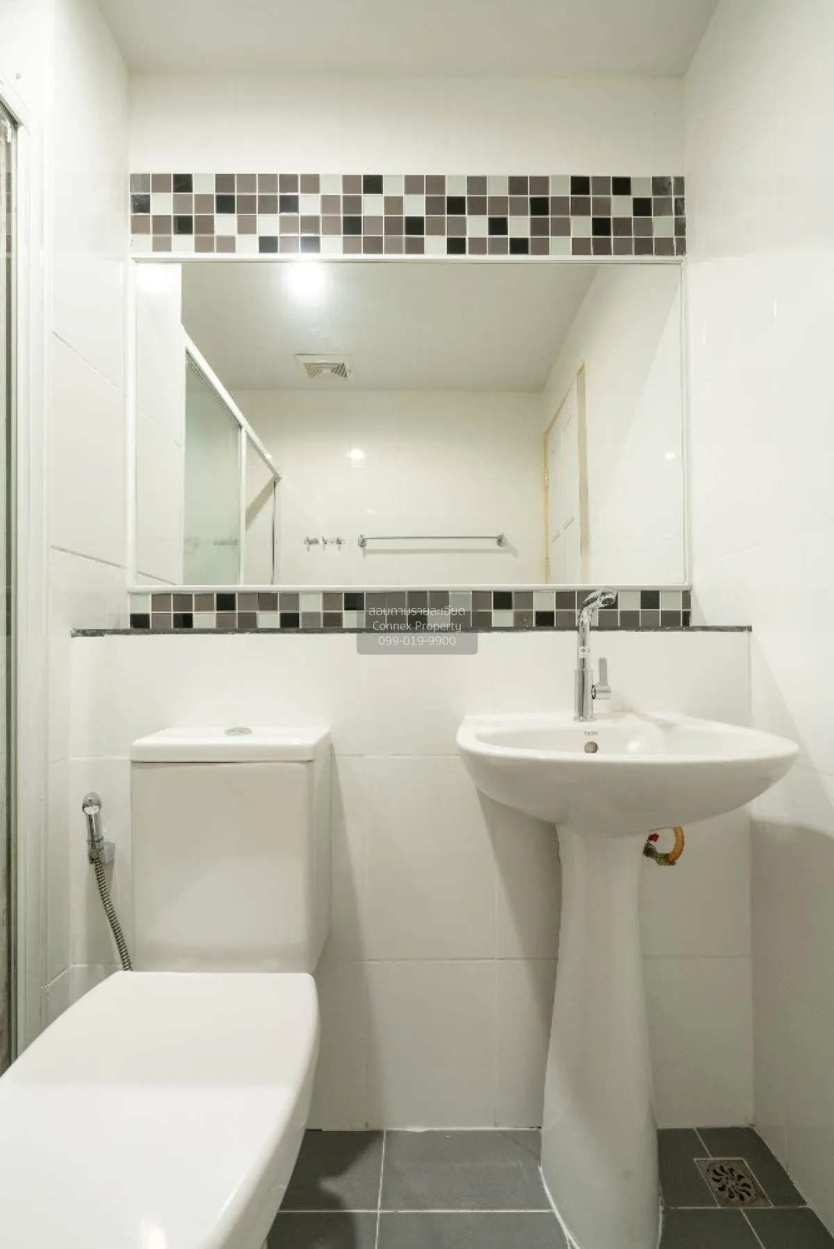 For Sale Condo , Regent Home 10 Chaengwattana , Anusawari , Bang 