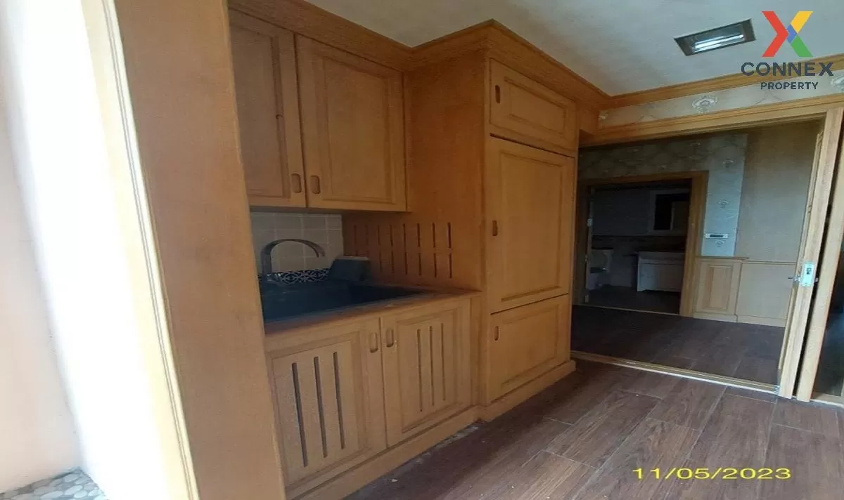 ขายคอนโด  เดอะ เครสท์ พหลโยธิน 11 BTS-สะพานควาย สามเสนใน เขต พญาไ