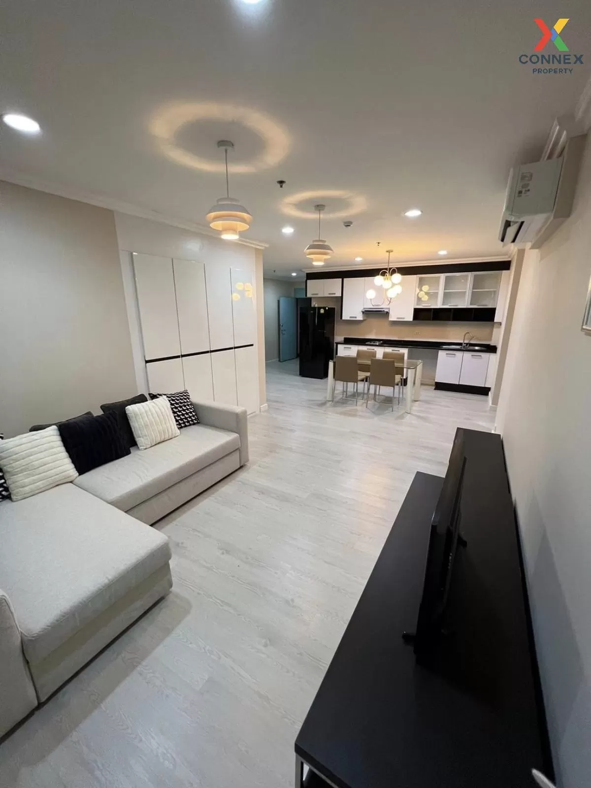 For Sale Condo , St. Louis Grand Terrace , BTS-Saint Louis , Yann 2