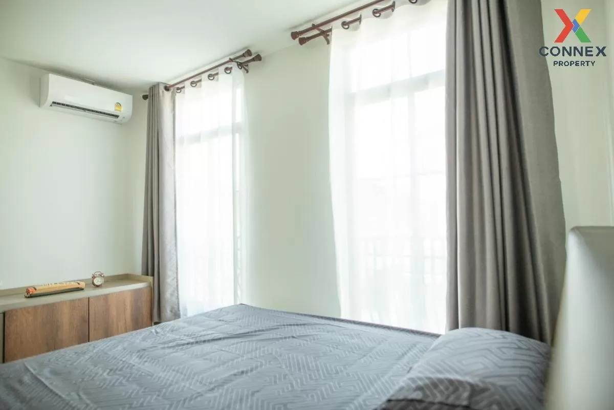 For Sale Townhouse/Townhome  , Indy 5 Bangna Km.7 , corner unit ,