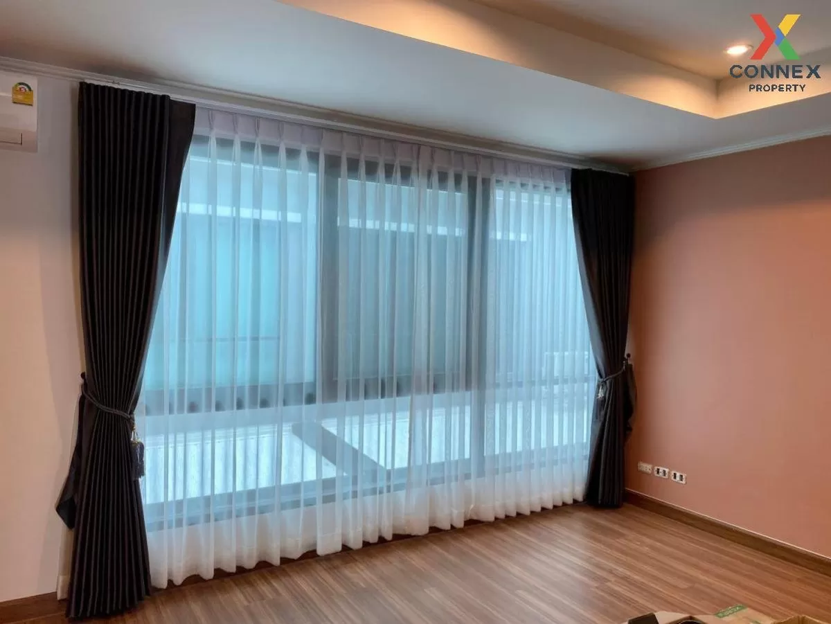 For Sale Townhouse/Townhome  , Supalai Essence Ladprao , MRT-Ladp For Sale Townhouse/Townhome  , Supalai Essence Ladprao , MRT-Ladp