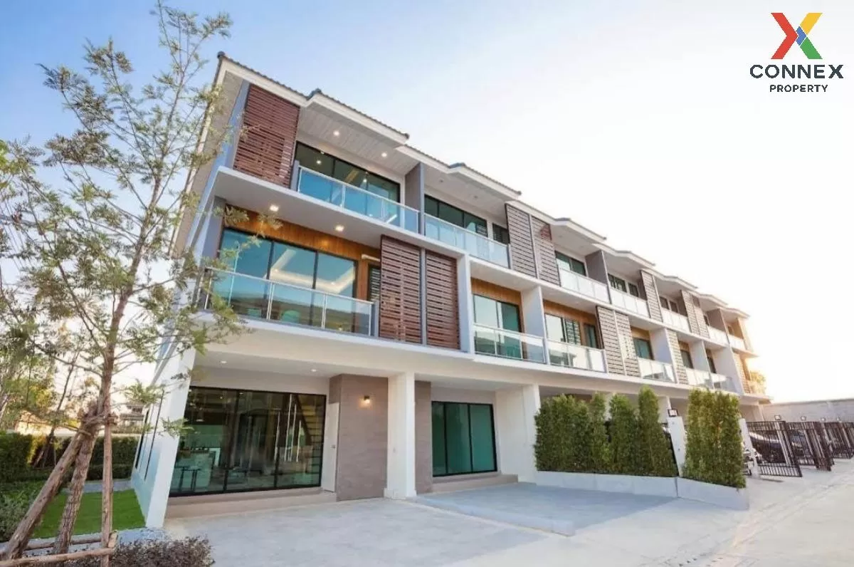 For Sale Townhouse/Townhome  , Supalai Essence Ladprao , MRT-Ladp For Sale Townhouse/Townhome  , Supalai Essence Ladprao , MRT-Ladp