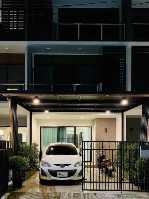 ขายทาวน์เฮ้าส์/ทาวน์โฮม  ศุภาลัย เอสเซ้นส์ ลาดพร้าว MRT-ลาดพร้าว 101 (สายสีเหลือง) คลองจั่น เขต บางกะปิ กรุงเทพ CX-83699 ขายทาวน์เฮ้าส์/ทาวน์โฮม  ศุภาลัย เอสเซ้นส์ ลาดพร้าว MRT-ลาดพร้าว 101 (สายสีเหลือง) คลองจั่น เขต บางกะปิ กรุงเทพ CX-83699