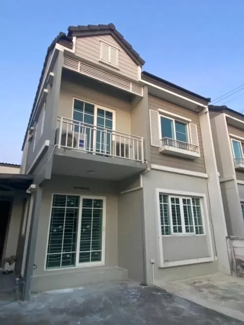 ขายบ้าน  เดอะวิลเลจ กาญจนาภิเษก – ราชพฤกษ์ ไทรน้อย ไทรน้อย นนทบุรี CX-83836