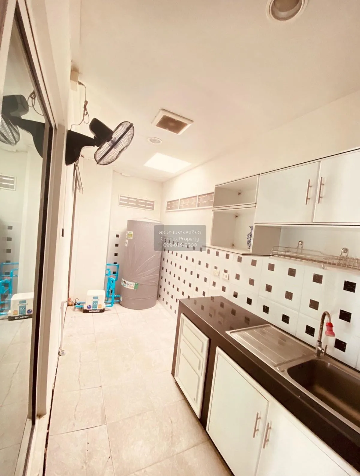 ขายทาวน์เฮ้าส์/ทาวน์โฮม  เดอะคัลเลอร์ส พรีเมียม วงแหวน-รามอินทรา  4