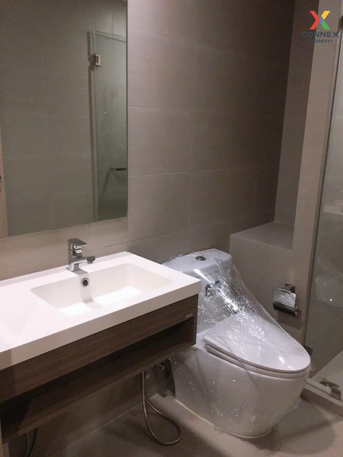 For Rent Condo , Whizdom Connect Sukhumvit , nice view , high flo