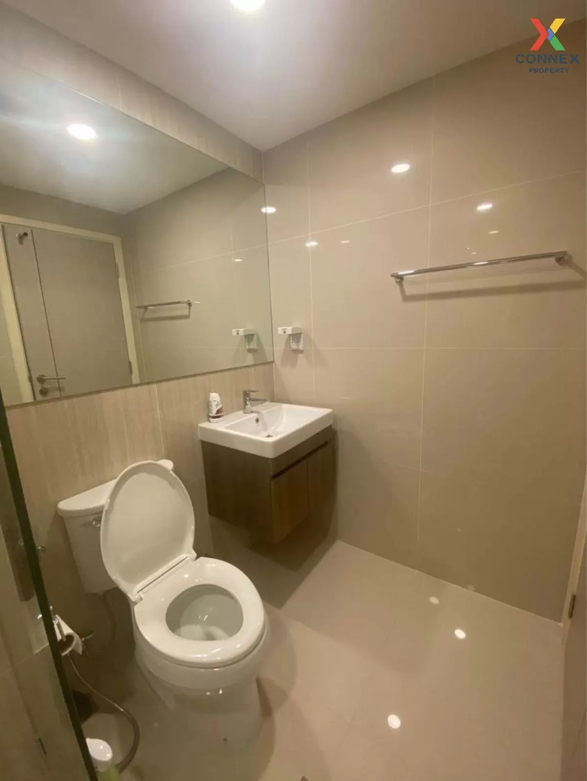 เช่าคอนโด  ไอคอน สุขุมวิท 77 BTS-อ่อนนุช สวนหลวง เขต สวนหลวง กรุง