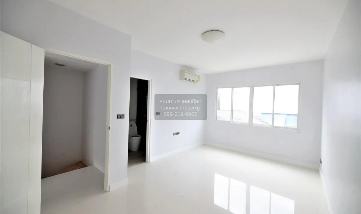 ขายทาวน์เฮ้าส์/ทาวน์โฮม  ดีลักซ์ ทาวน์ เลียบทางด่วน-รามอินทรา ท่า