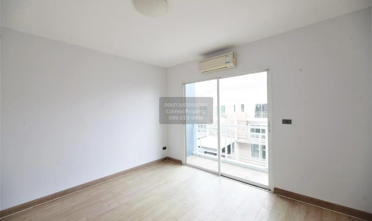 ขายทาวน์เฮ้าส์/ทาวน์โฮม  ดีลักซ์ ทาวน์ เลียบทางด่วน-รามอินทรา ท่า