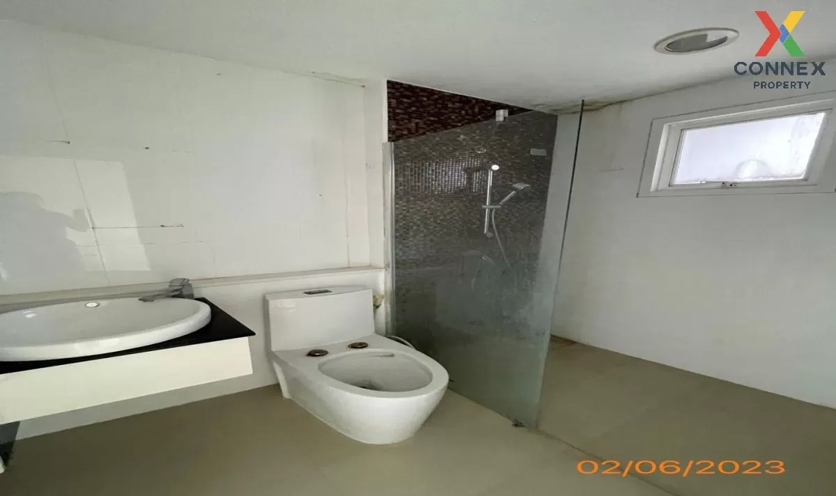 ขายทาวน์เฮ้าส์/ทาวน์โฮม  ดีลักซ์ ทาวน์ เลียบทางด่วน-รามอินทรา ท่า ขายทาวน์เฮ้าส์/ทาวน์โฮม  ดีลักซ์ ทาวน์ เลียบทางด่วน-รามอินทรา ท่า