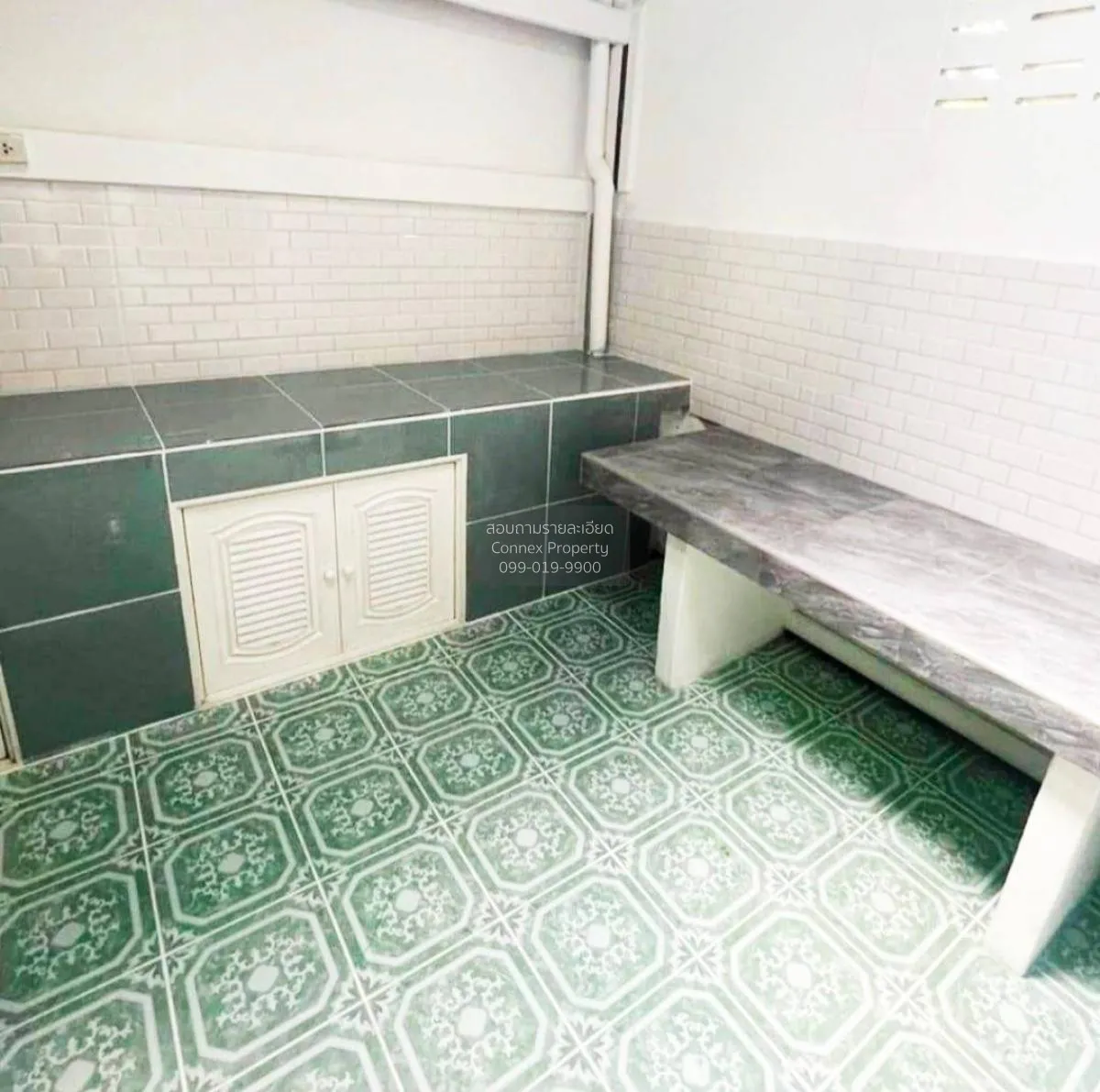 For Sale Townhouse/Townhome  , Baan Rungkit Villa 7 , Khlong Sam 