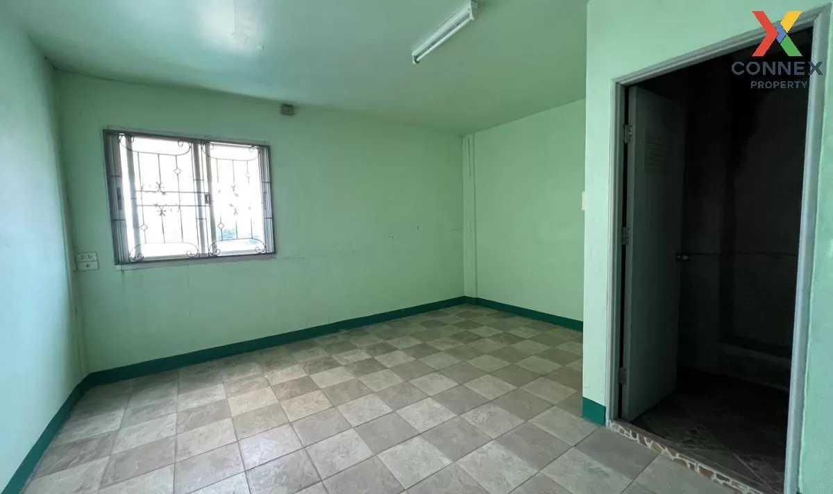 ขายอาคารพาณิชย์  3 ชั้นครึ่ง 2 คูหา ประชาชื่น 6 บางซื่อ เขต บางซื 3