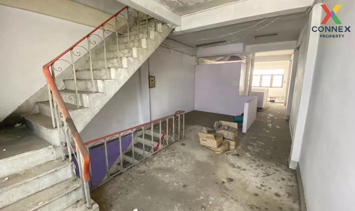 ขายอาคารพาณิชย์ 4 ชั้น 28 ตร.ว. รามอินทรา 61 ท่าแร้ง เขต บางเขน ก 4