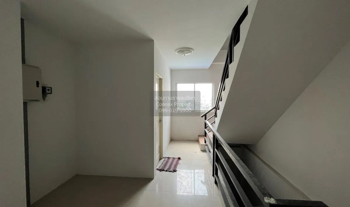 For Sale Commercial building, 3 storey, Hathairat , Min Buri , Mi