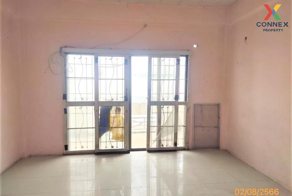 For Sale Townhouse/Townhome  , Baan Rungkit Villa 9 , ARL-Lat Kra