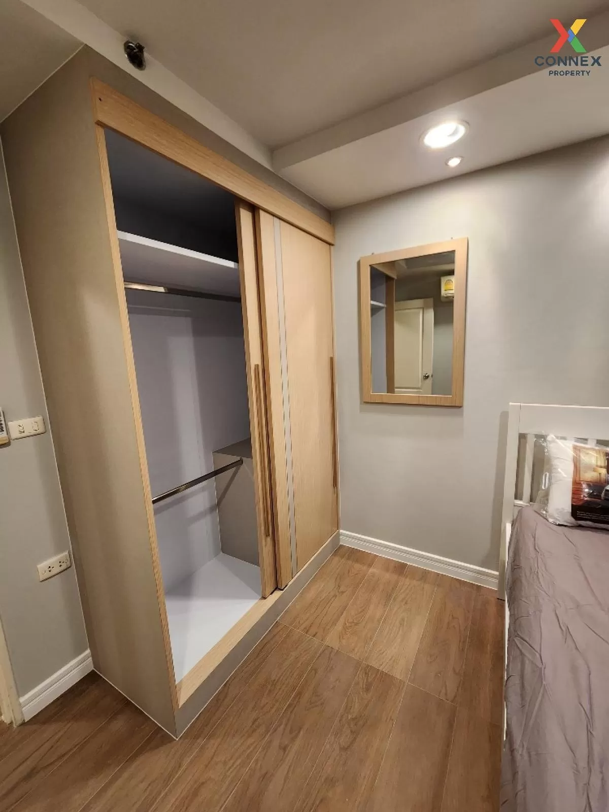 เช่าคอนโด  เดอะ มาสเตอร์ สาทร เอ็กเซ็คคลูทีฟ BTS-กรุงธนบุรี คลองต