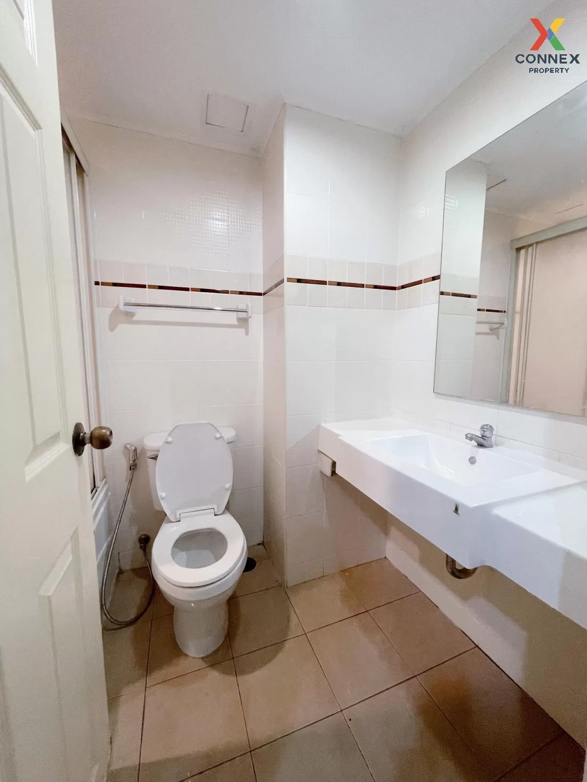 ขายคอนโด  ลุมพินี เพลส รัชดา - ท่าพระ BTS-ตลาดพลู บุคคโล เขต ธนบุ