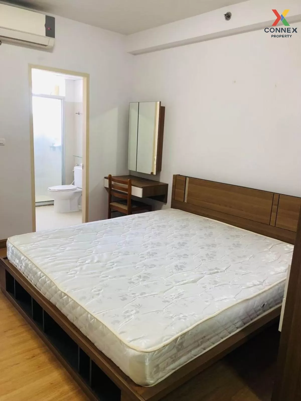 For Rent Condo , Supalai Park Asoke - Ratchada , MRT-Phra Ram 9 ,