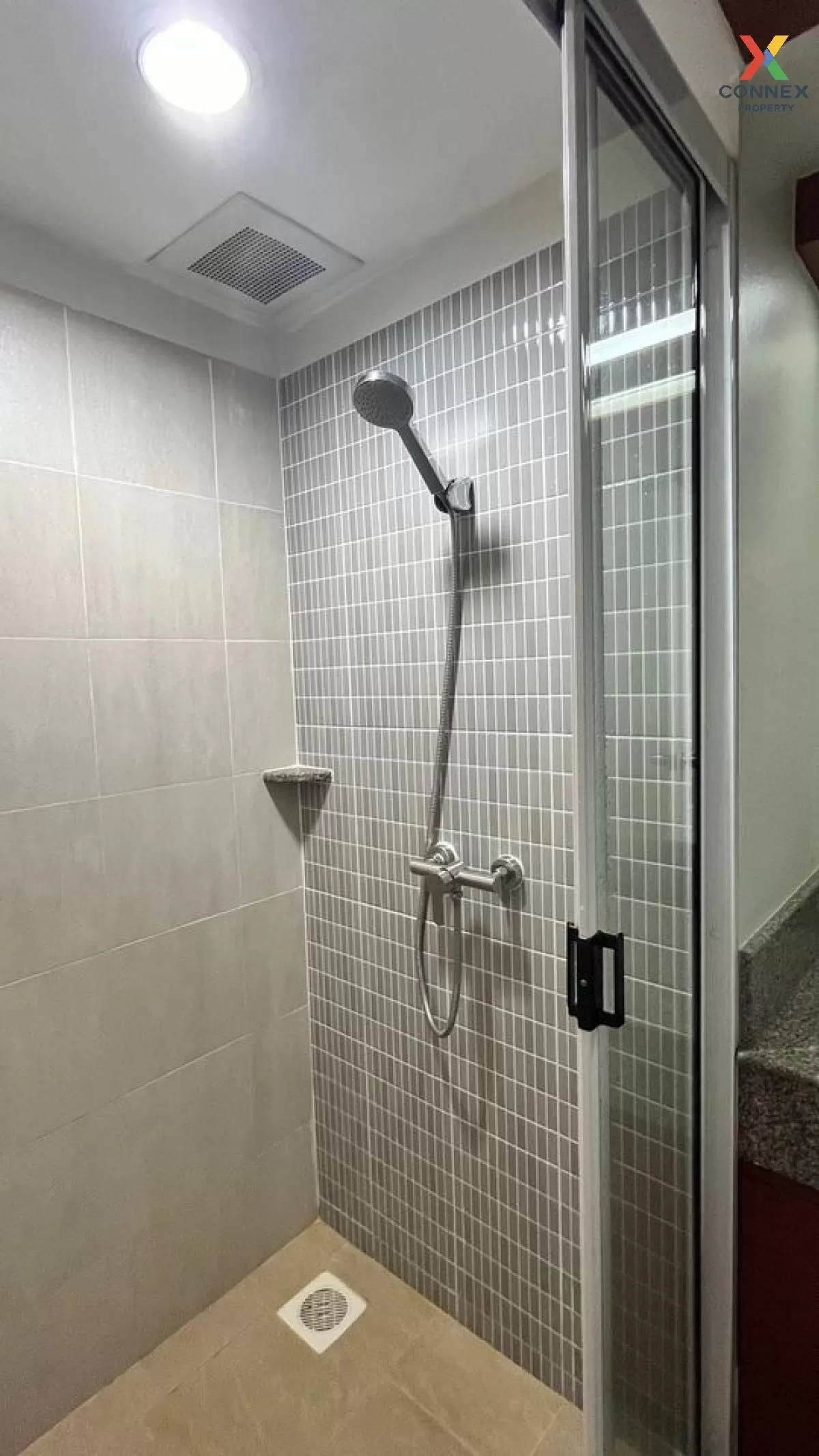 เช่าคอนโด  เย็นอากาศ การ์เด้น ช่องนนทรี เขต ยานนาวา กรุงเทพ CX-84