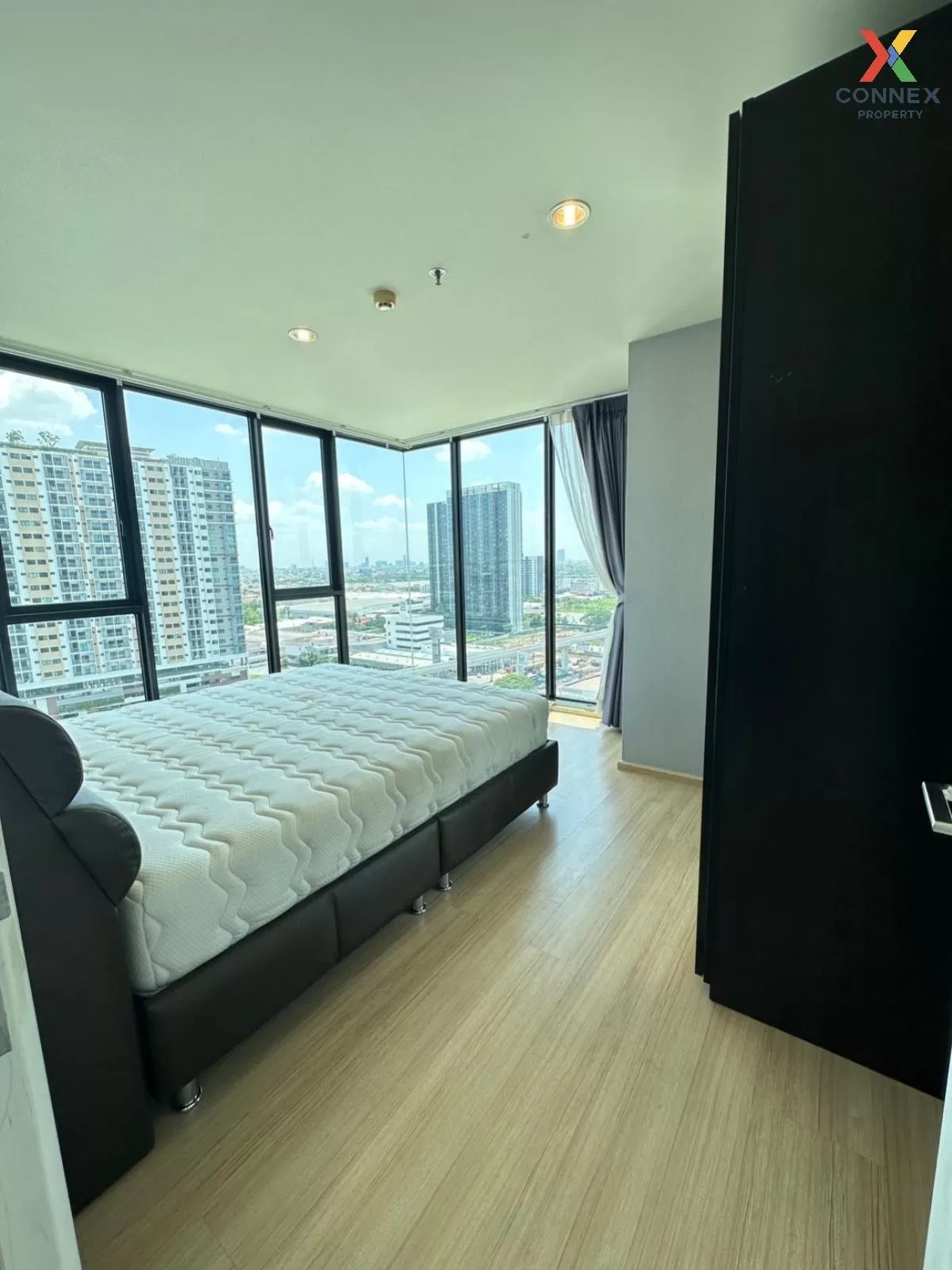 For Sale Condo , The Base Chaengwattana , nice view , high floor 