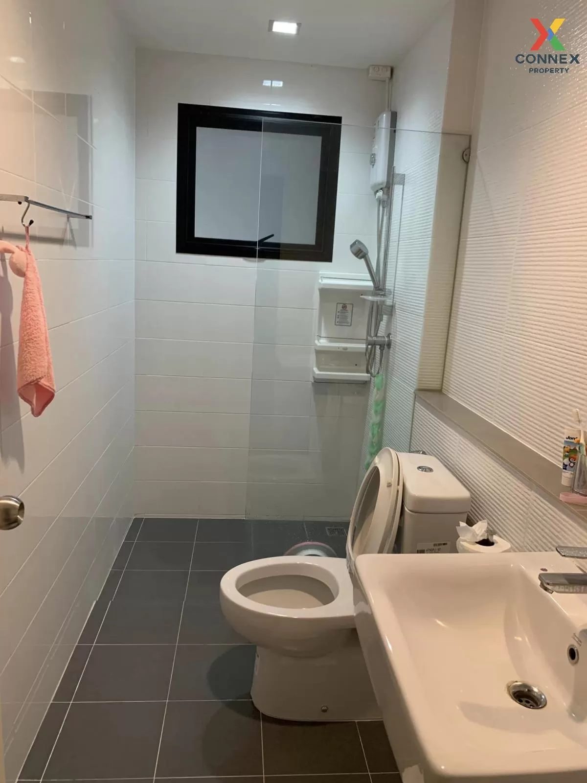 For Sale House , Casa Ville Ramintra-Wongwaen 2 , Tha Raeng , Ban