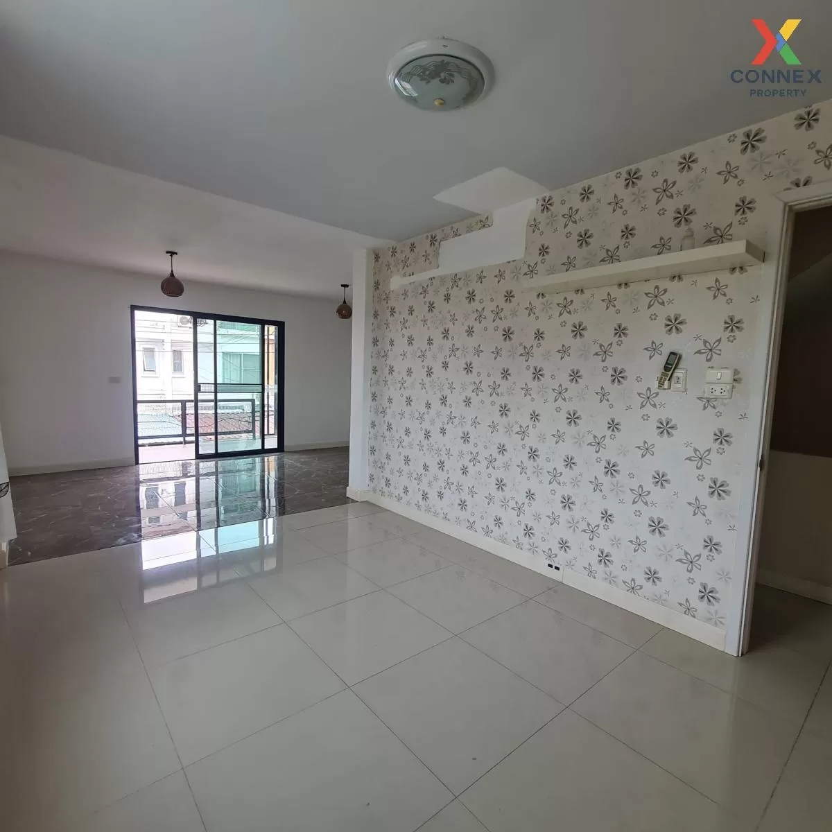 ขายทาวน์เฮ้าส์/ทาวน์โฮม  ประชาสุขเลคแอนด์มอลล์ ห้องมุม แสมดำ เขต 