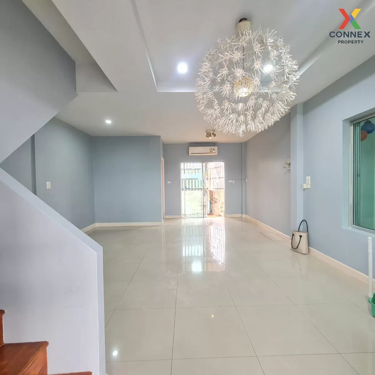 ขายทาวน์เฮ้าส์/ทาวน์โฮม  ประชาสุขเลคแอนด์มอลล์ ห้องมุม แสมดำ เขต  3