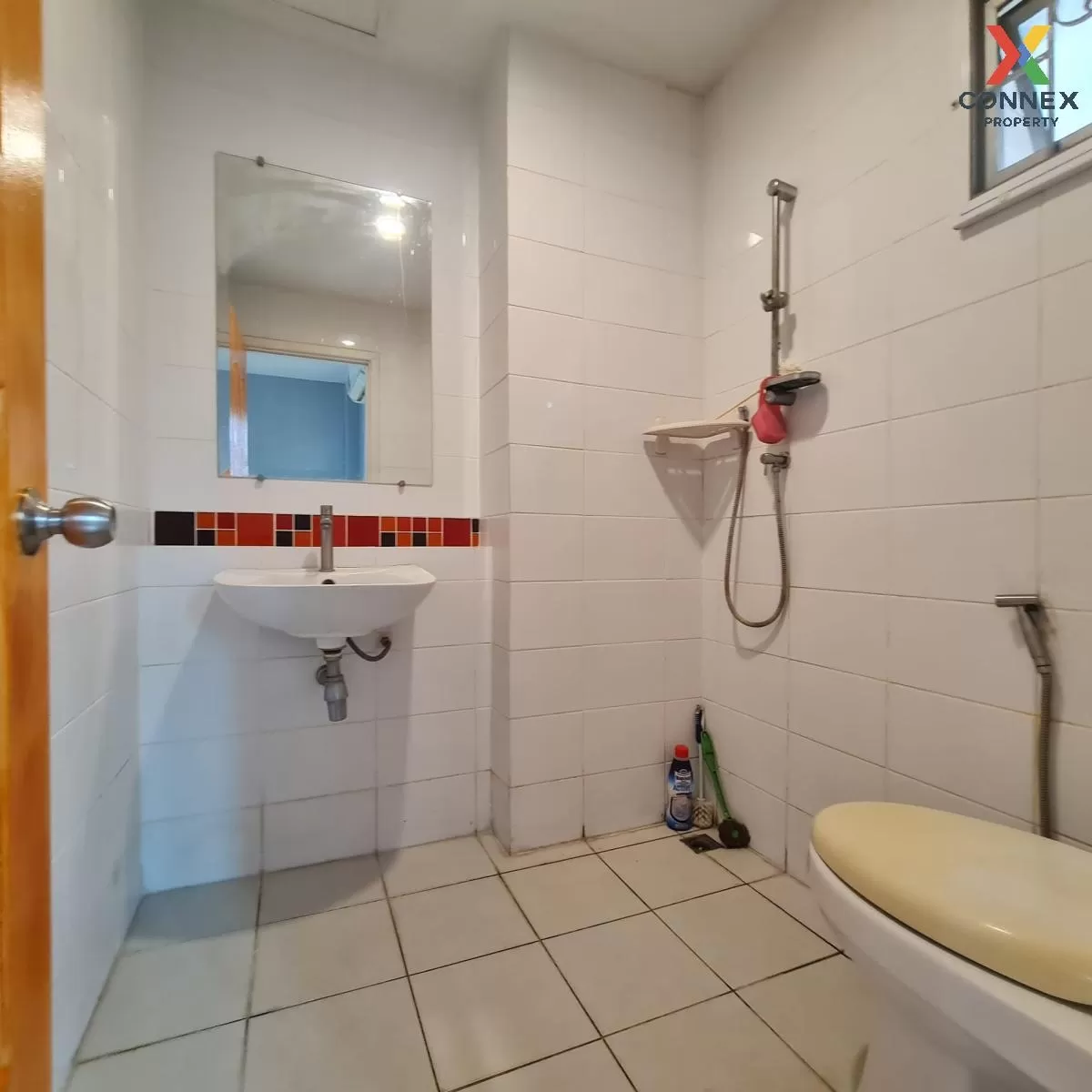 ขายทาวน์เฮ้าส์/ทาวน์โฮม  ประชาสุขเลคแอนด์มอลล์ ห้องมุม แสมดำ เขต 