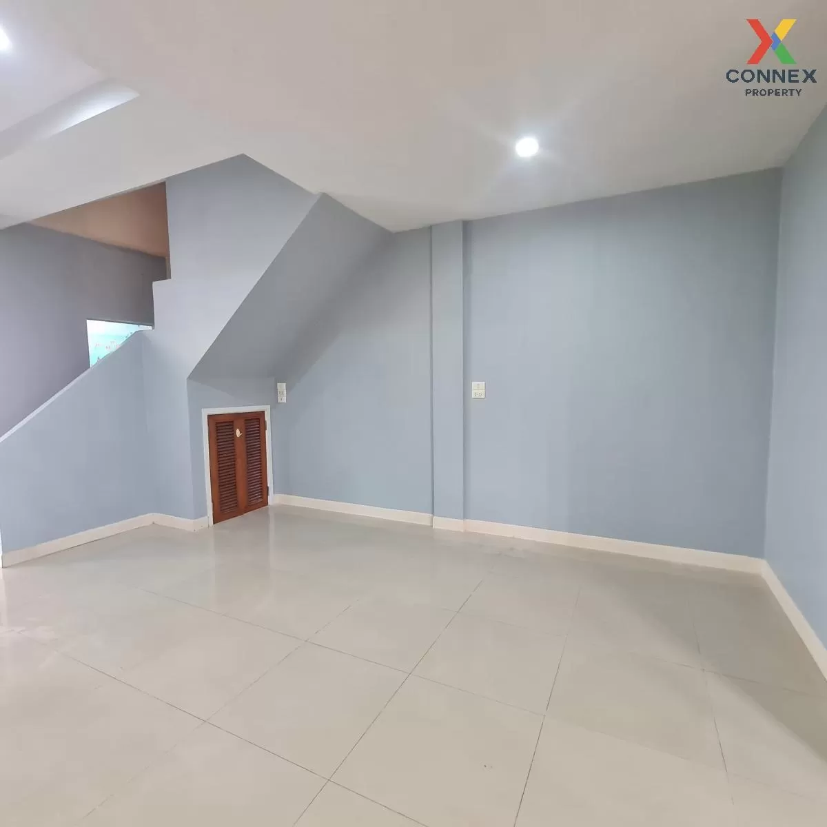 ขายทาวน์เฮ้าส์/ทาวน์โฮม  ประชาสุขเลคแอนด์มอลล์ ห้องมุม แสมดำ เขต 