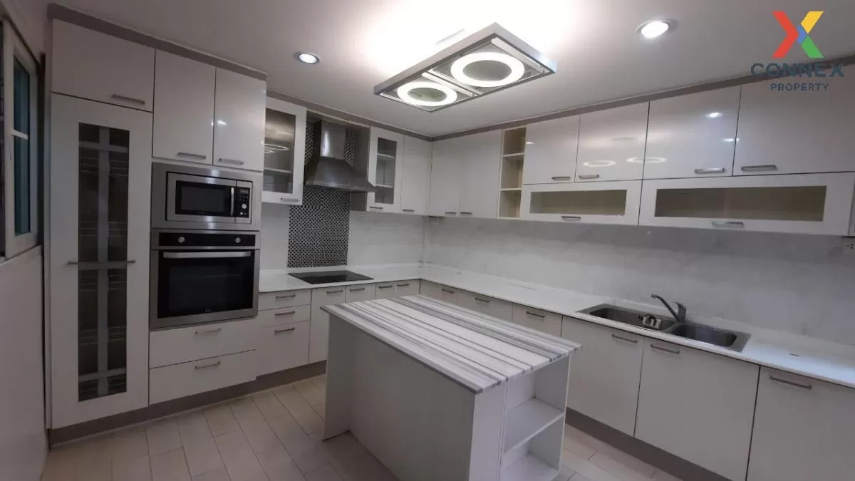 ขายทาวน์เฮ้าส์/ทาวน์โฮม  วราธรวิลล์ พัฒนาการ 44 สวนหลวง เขต สวนหล