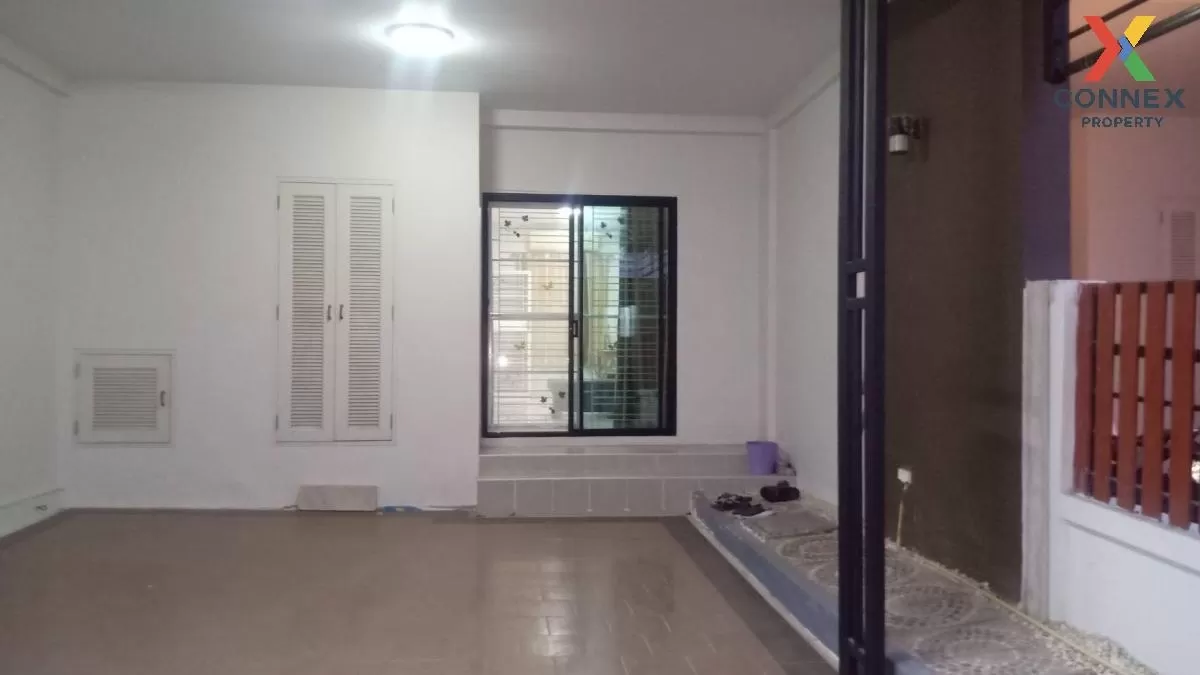 For Sale Townhouse/Townhome  ,  The Best Townhome Petchkasem 110  2