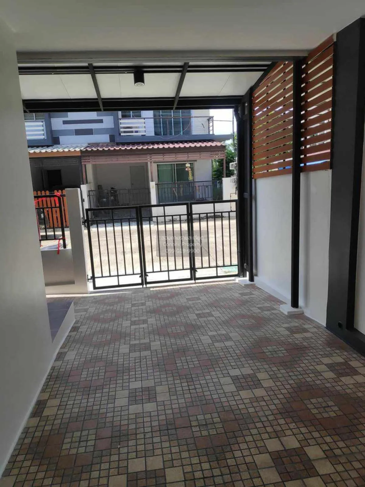 ขายทาวน์เฮ้าส์/ทาวน์โฮม  บ้าน ดี เศรษฐกิจ รีโนเวทใหม่ ท่าทราย เมื