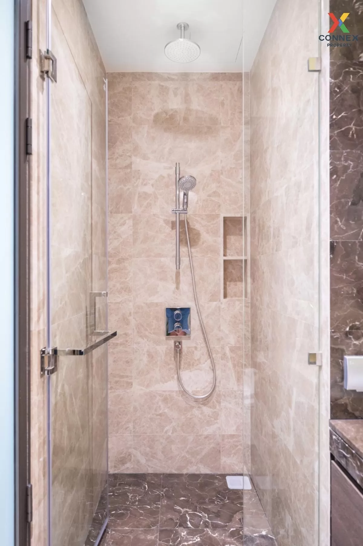 เช่าคอนโด  28 ชิดลม BTS-ชิดลม ลุมพินี เขต ปทุมวัน กรุงเทพ CX-8467