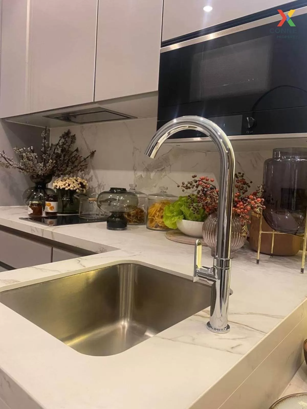 เช่าคอนโด  ดิ เอส แอท สิงห์คอมเพล็กซ์ MRT-เพชรบุรี บางกะปิ เขต ห้